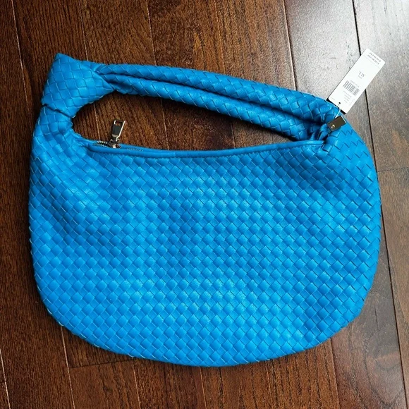 Melie Bianco Brigitte Large Faux Leather Shoulder Bag - NWT - Picture 2 of 6